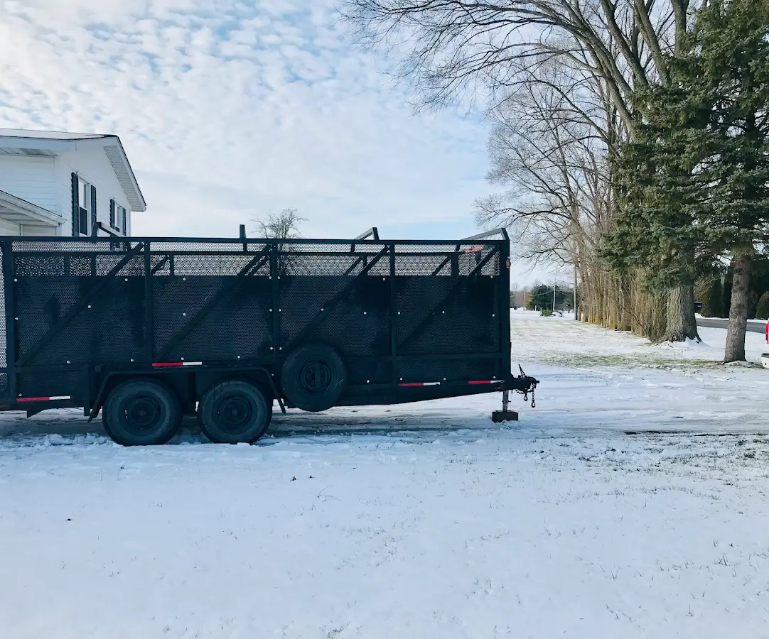 4 Yard Dumpster Rental in Suamico, WI